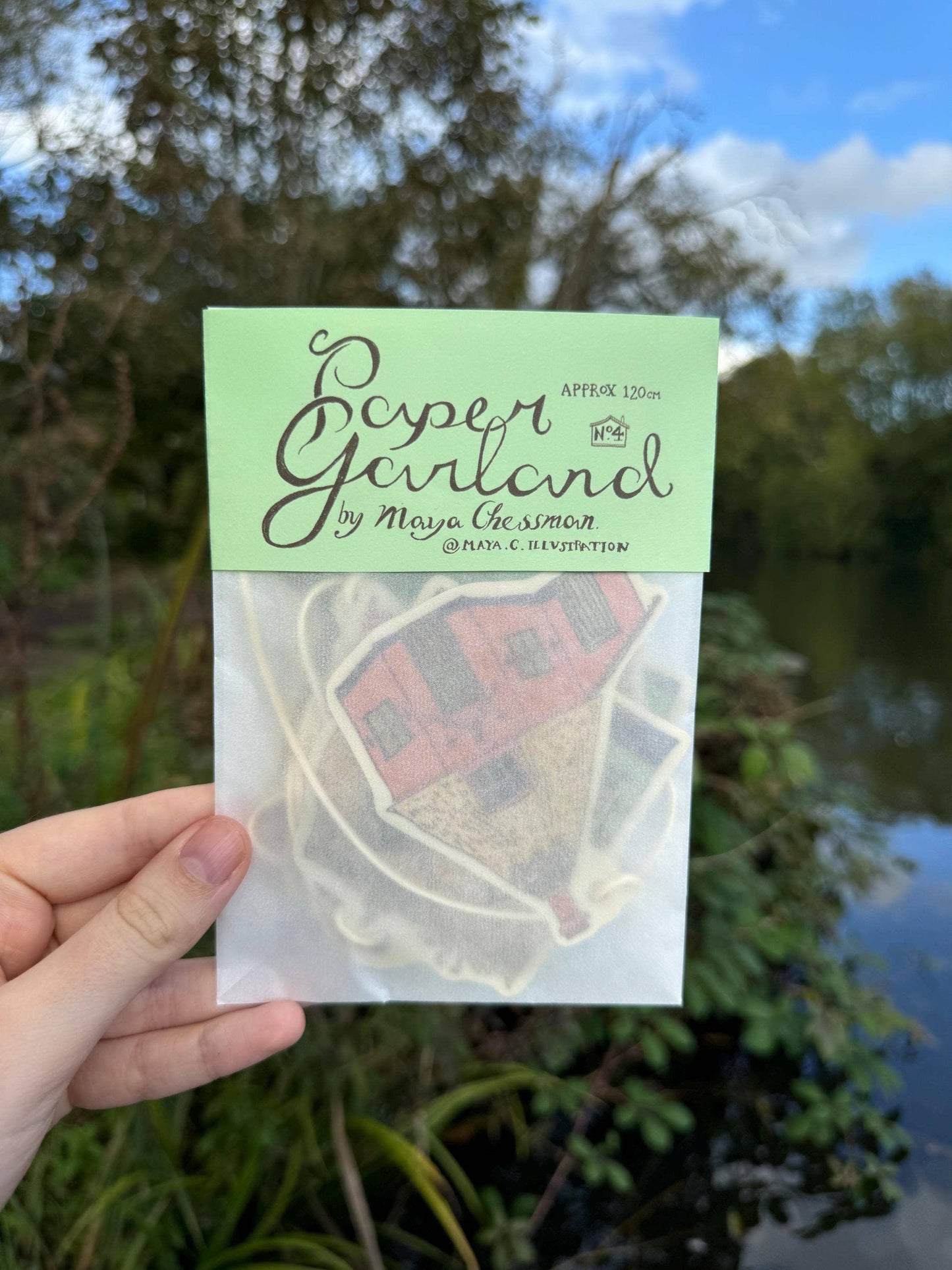 Illustrated Paper Garland -Thatched Cottage