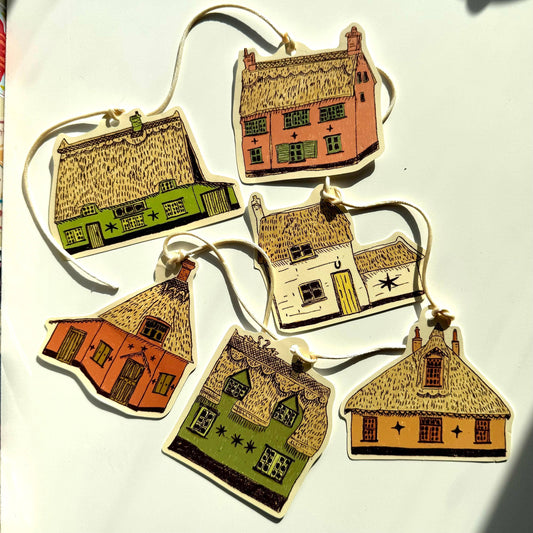Illustrated Paper Garland -Thatched Cottage