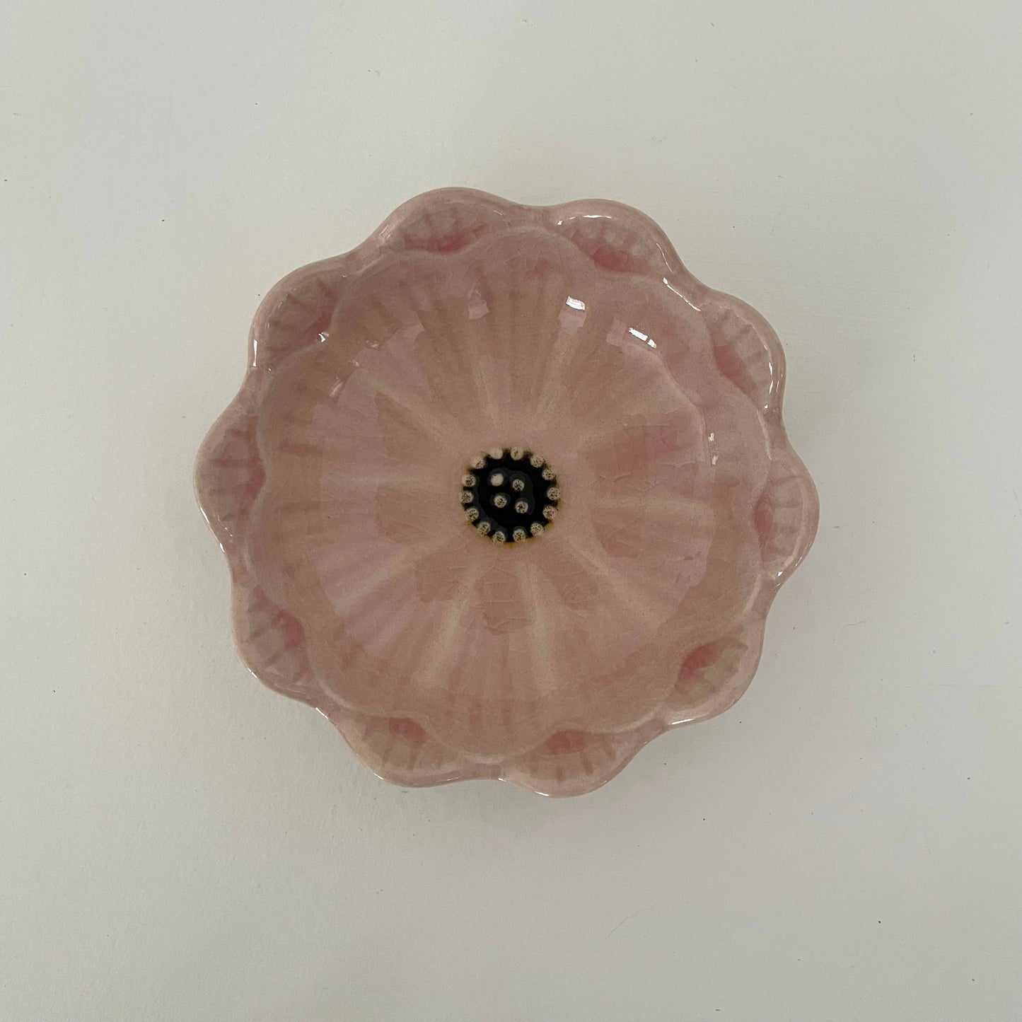 3.5" Handmade small ceramic Japanese daisy flower bowl: Pink