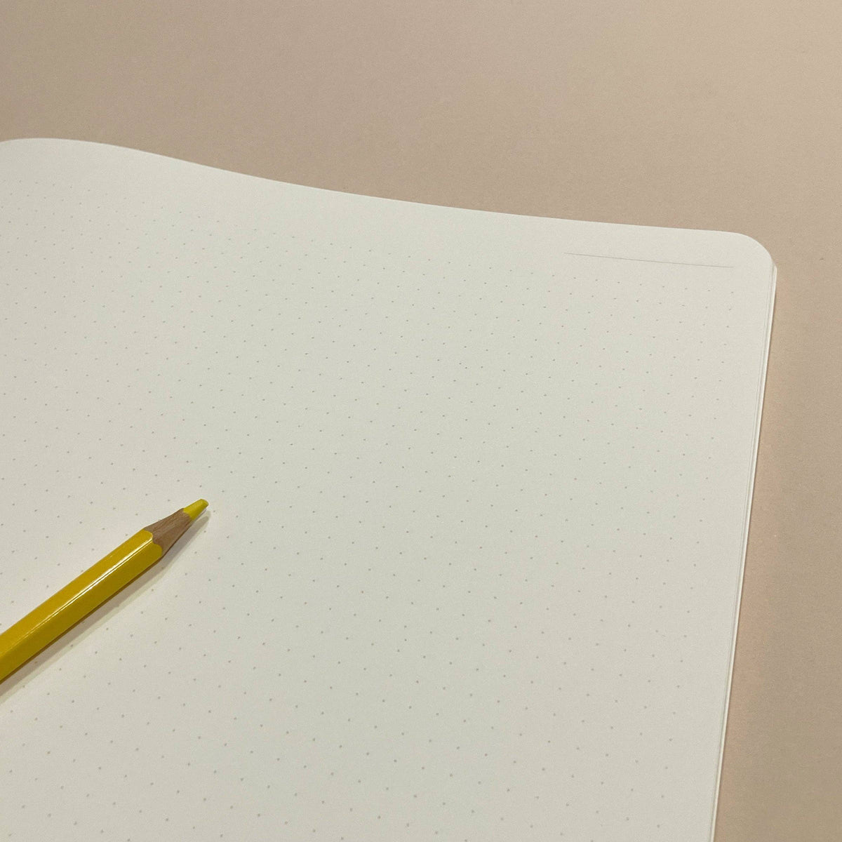 Yellow Cahier Notebook: Blank / A5